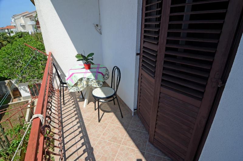 Apartments with parking space Makarska - 12211 - image 18