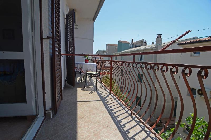 Apartments with parking space Makarska - 12211 - image 25
