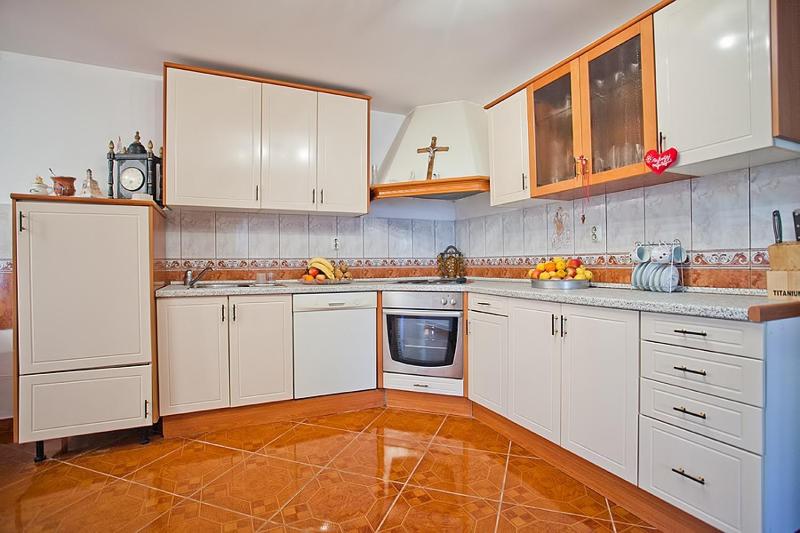 Two-Bedroom Apartment with Terrace image 3