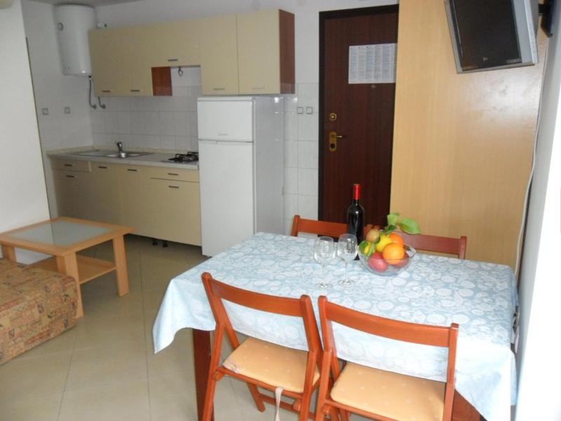 Apartments with parking space Korcula - 12423 - image 5