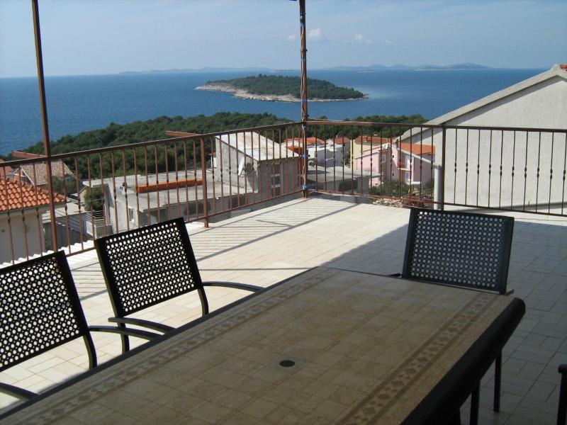 Two-Bedroom Apartment with Terrace and Sea View image 4