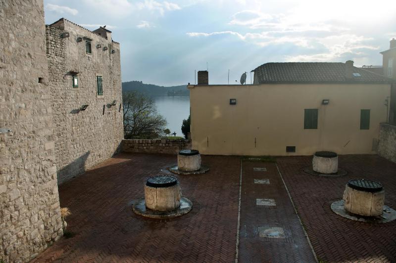 Apartments by the sea Sibenik - 12454 - image 5