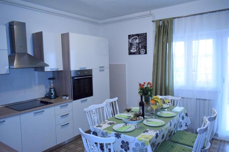 Apartments with a parking space Kastel Stari Kastela - 12568 - image 22