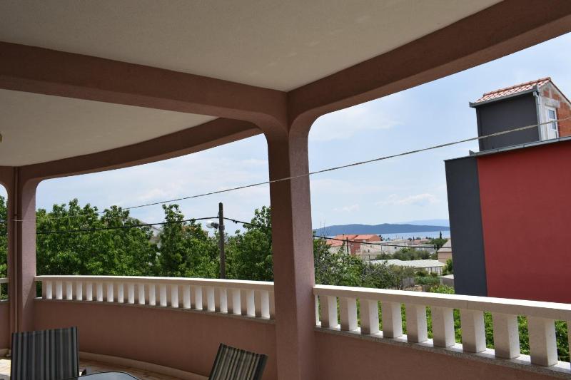 Apartments with a parking space Kastel Stari Kastela - 12568 - image 20