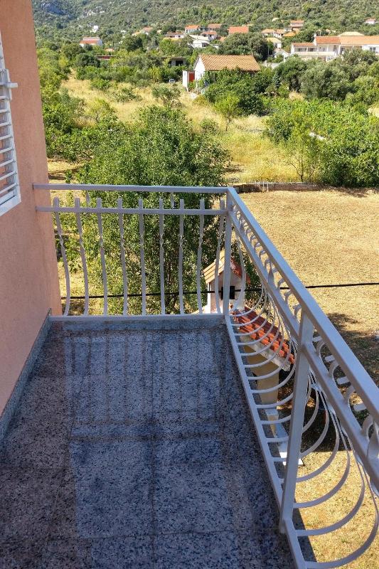 Two-Bedroom Apartment with Terrace and Sea View image 3