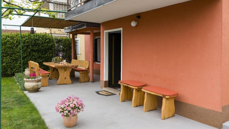 Holiday house with a parking space Valica Umag - 12681 - image 28