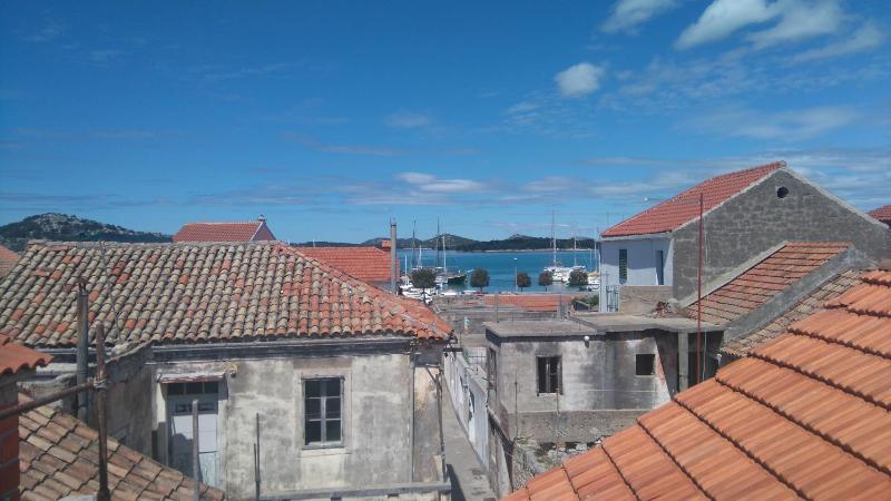Apartments by the sea Murter - 12716 - image 4