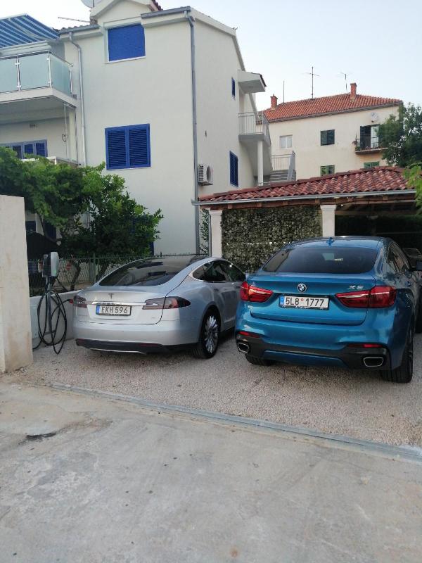 Apartments by the sea Rogoznica - 12820 - image 4
