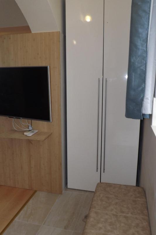 Two-Bedroom Apartment with Terrace image 2