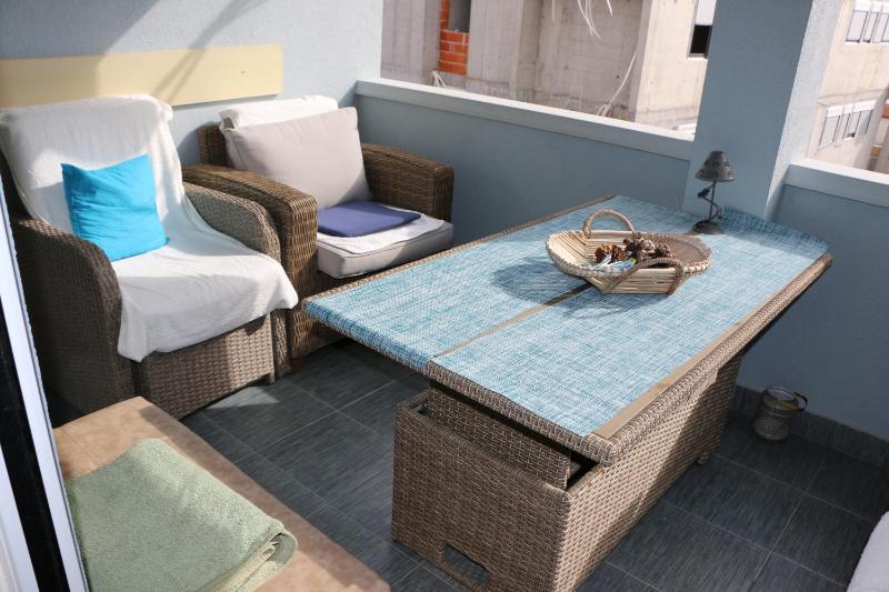 Two-Bedroom Apartment with Terrace image 4