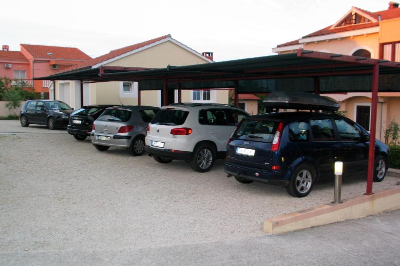 Apartments with parking space Privlaka Zadar - 12989 - image 10