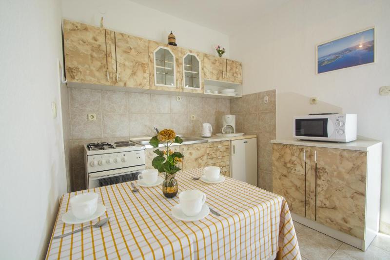 Apartments by the sea Rogoznica - 12995 - image 5