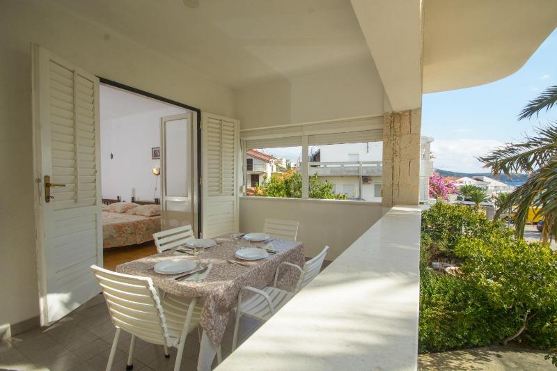 Apartments by the sea Rogoznica - 12995 - image 19
