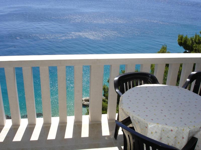 Apartments by the sea Brela Makarska - 13052 - image 18