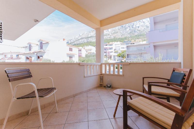 Apartments by the sea Nemira Omis - 13055 - image 29
