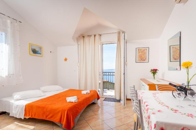 Apartments and rooms by the sea Brela Makarska - 13118 - image 43