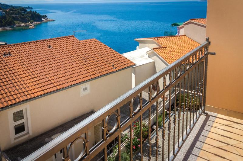 Apartments and rooms by the sea Brela Makarska - 13118 - image 19