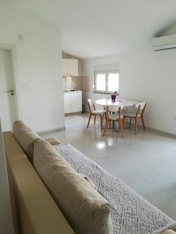 One-Bedroom Apartment with Balcony image 1