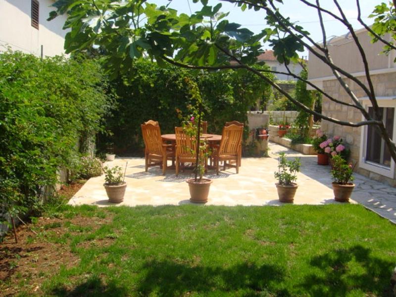 Apartments with parking space Supetar Brac - 13180 - image 7