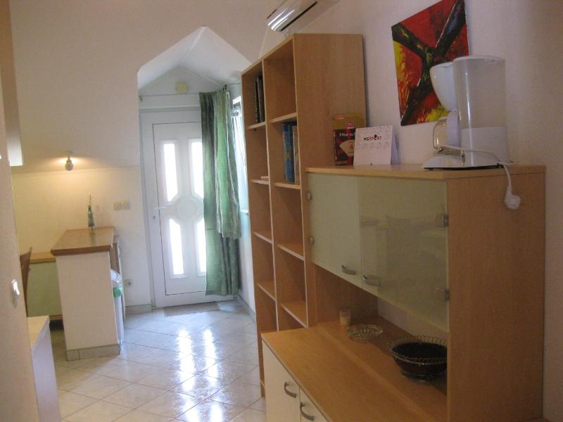 Two-Bedroom Apartment with Balcony and Sea View image 2