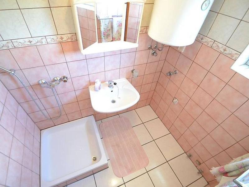 Two-Bedroom Apartment with Terrace and Sea View image 4