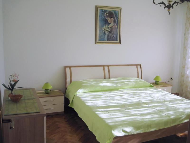 Three-Bedroom Apartment with Terrace image 1