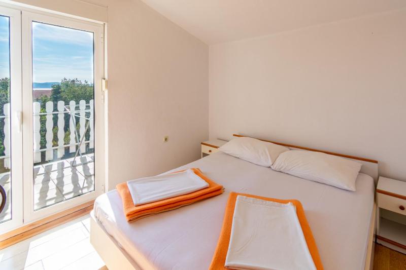 Two-Bedroom Apartment with Terrace and Sea View image 1