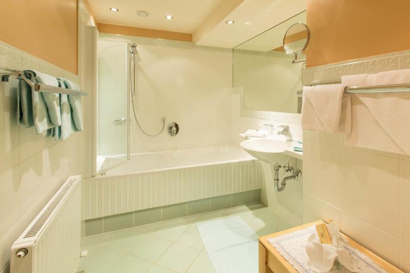 Suite Wildrose image 2