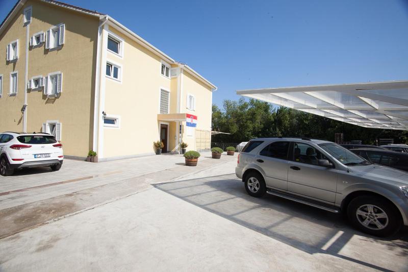 Three-Bedroom Apartment image 4