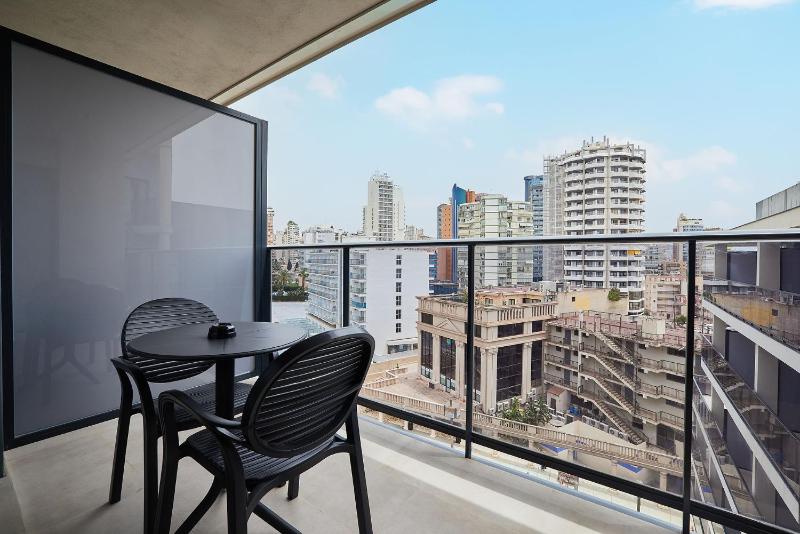 Superior Triple Room with City View image 1