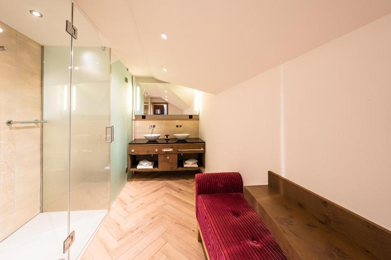 Deluxe Suite - Themensuite Royal image 4