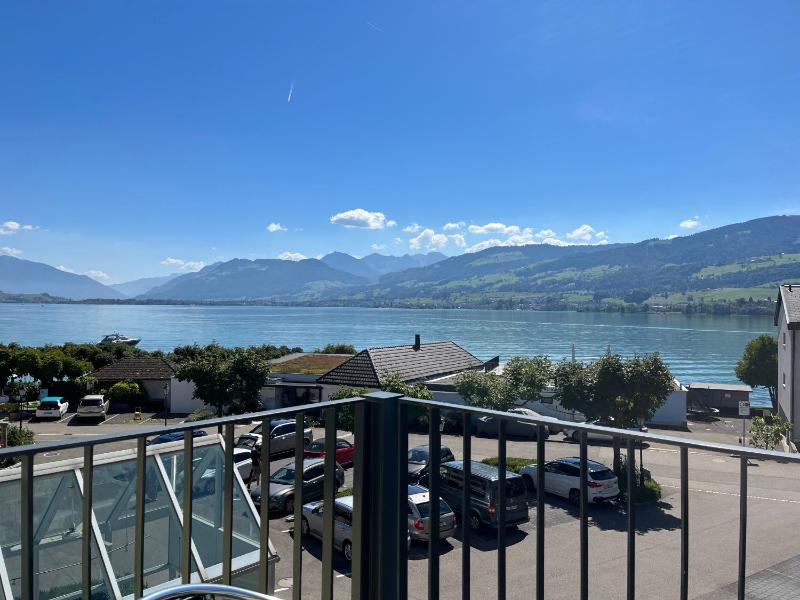 Double Room with Lake View image 2