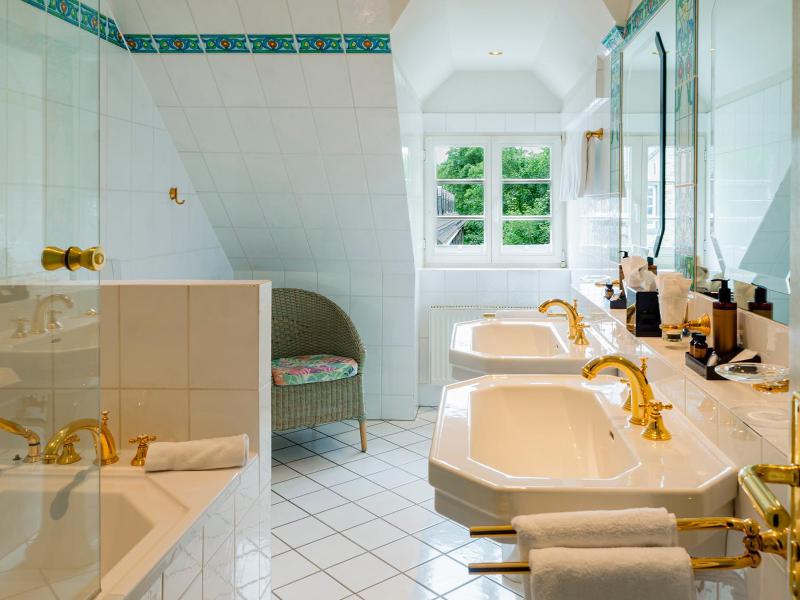 Superior Double Room image 1