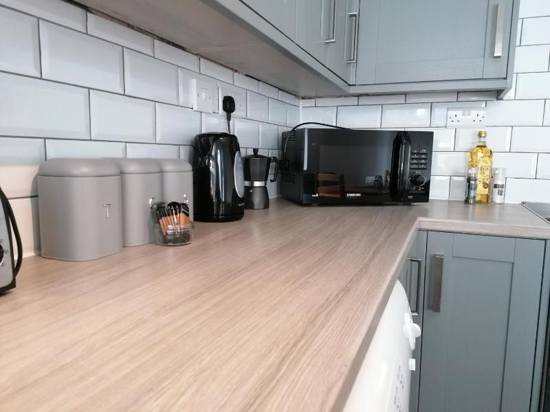 4 Bedroom House in Hoole Chester with Parking by Rework Accommodation - image 31