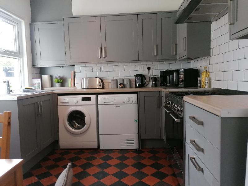 4 Bedroom House in Hoole Chester with Parking by Rework Accommodation - image 14