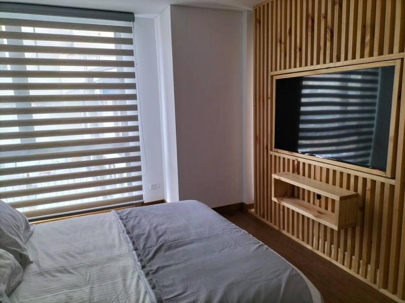 Modern apartment in new building. - image 6