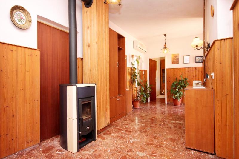 Two-Bedroom Apartment with Terrace and Sea View image 2