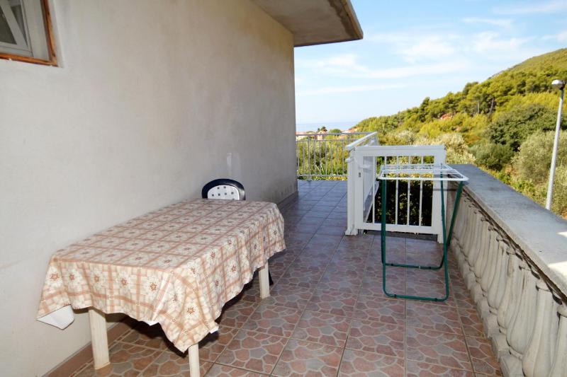 Two-Bedroom Apartment with Terrace and Sea View image 4