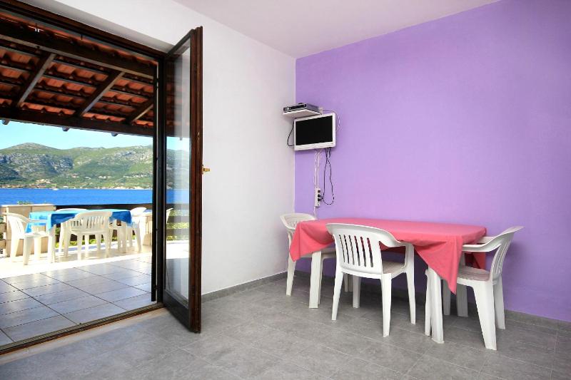 Apartments by the sea Tri Zala Korcula - 174 - image 2