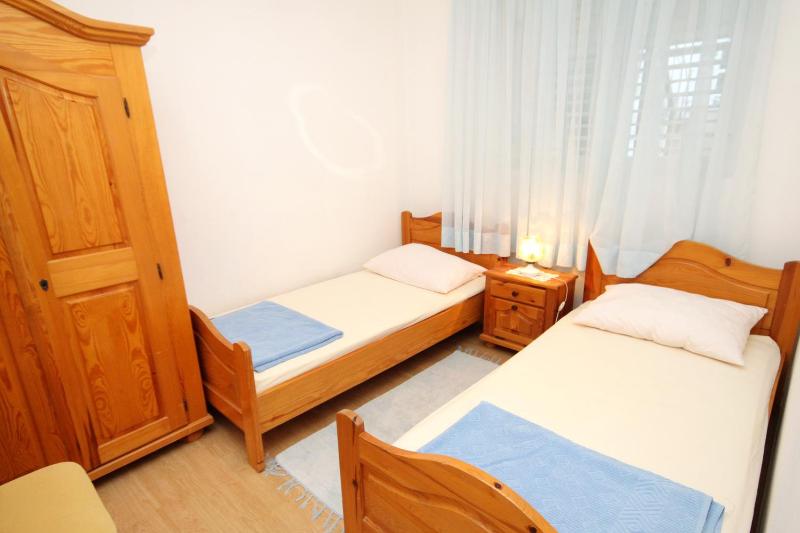 Apartments by the sea Zavalatica Korcula - 182 - image 26