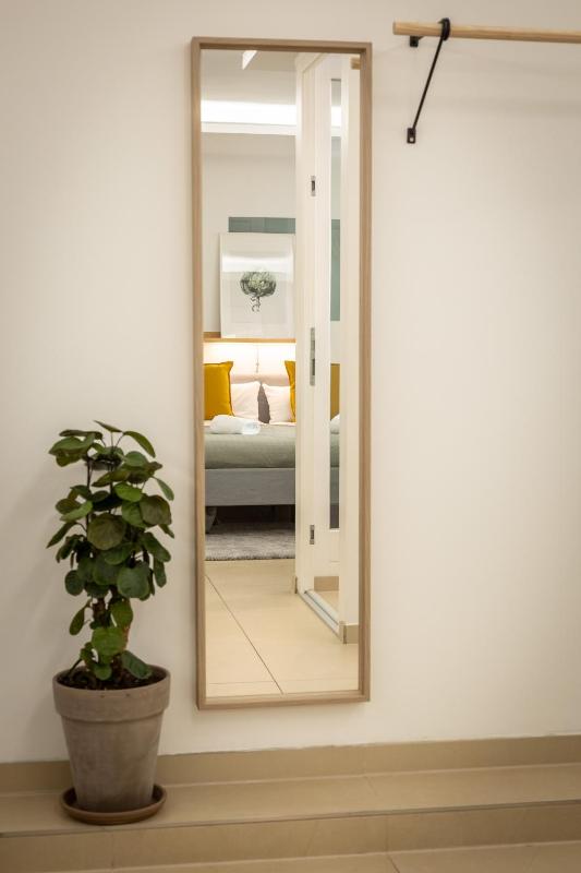 Spacious apartment in Hemholtzkiez Prenzlauer Berg for 8 People Hiddenseer - image 8