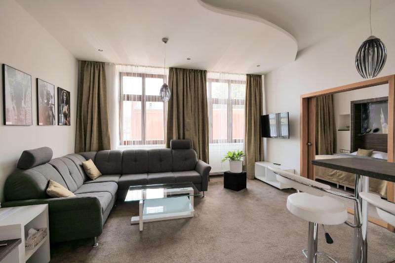 Suite with Spa Bath image 1