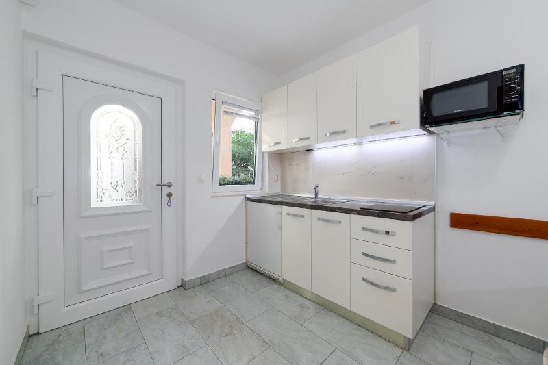 Apartments Melita - image 7