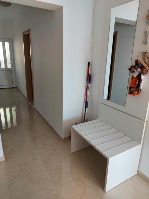 Three-Bedroom Apartment with Balcony and Sea View image 2
