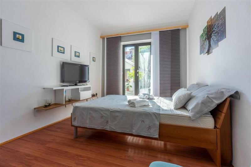Holiday house with a parking space Novi Vinodolski - 5523 - image 21