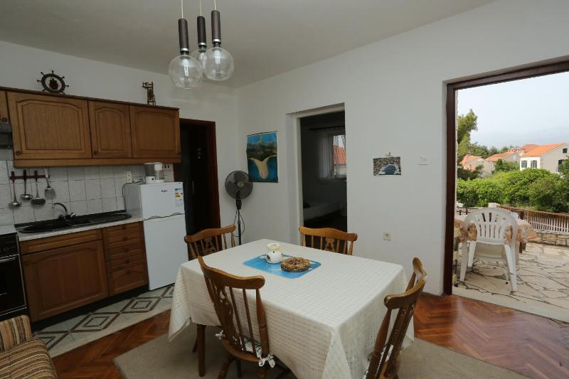 One-Bedroom Apartment with Terrace image 3