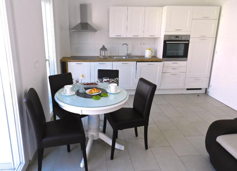 Apartments with parking space Baska Voda Makarska - 15214 - image 35