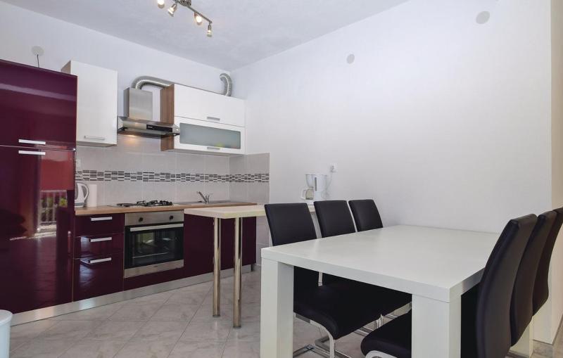 Family friendly house with a swimming pool Vodice - 15243 - image 19