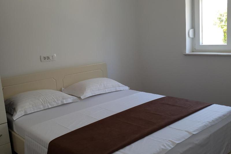 Two-Bedroom Apartment with Terrace and Sea View image 1