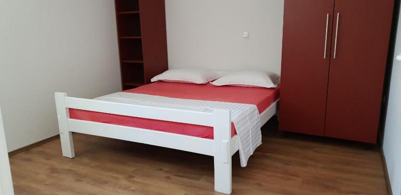 Three-Bedroom Apartment with Terrace image 1